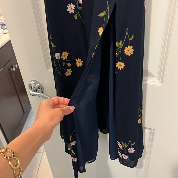 Reformation “Fulton” Floral Navy Dress - Picture 7 of 10